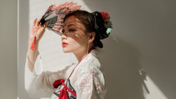 6 Habits Every Attractive Woman Follow