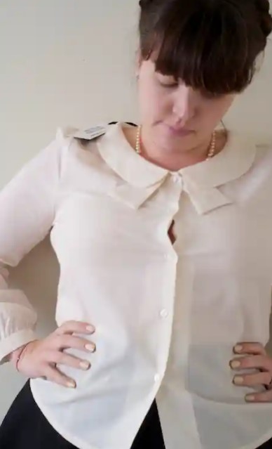 Blouse without buttons